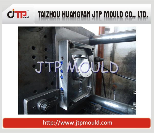High Gloss P20 Household Injection Mould Plastic Dustpan Mould 