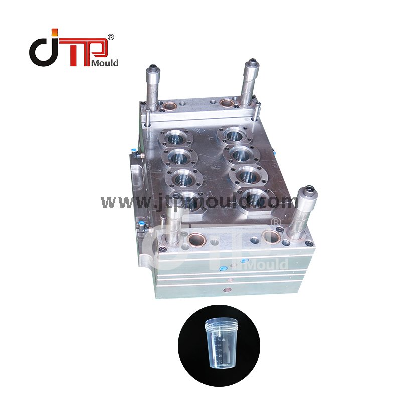 Professional Mold Supplier's PS 70 ML 8 Cavity Medical Urine Container Mould